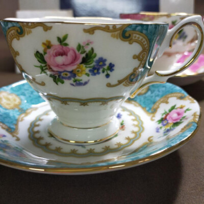 ROYAL ALBERT Lady Carlyle/Ascot Assorted Pair! | eBay