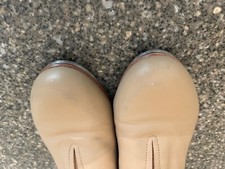 Bloch Tap Shoes Tan Great Condition Size 6 1/2 M barely worn 