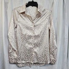 WOMENS SHEIN IVORY LONG-SLEEVE BUTTON DOWN SHIRT SIZE SMALL