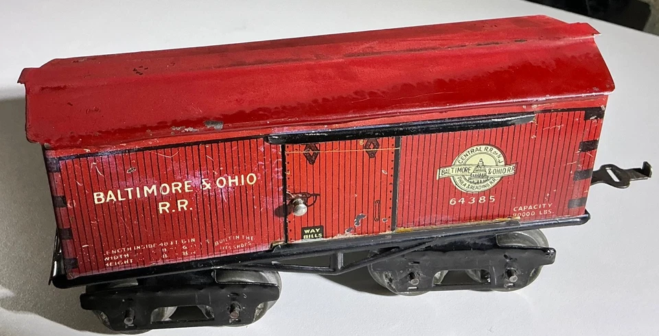 Ives 64385 Baltimore and Ohio boxcar made between 1918-25, prewar o gauge Red - Image 2 of 4
