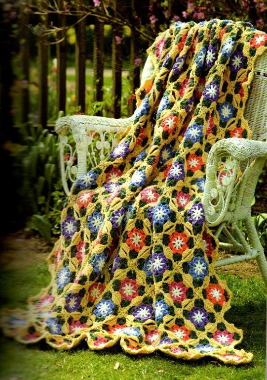 THE NEEDLECRAFT SHOP JOIN-AS-YOU-GO AFGHANS 47 PRETTY DESIGNS - Image 2 of 4