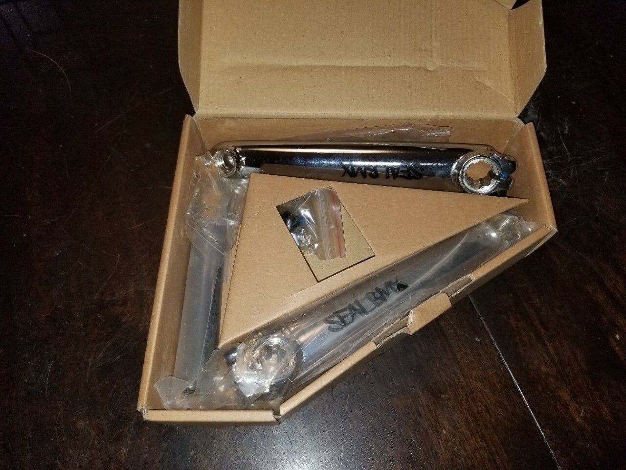 Seal Brand 175mm CroMo Chrome Crankset New In Box With Spindle No BB 19M Spindle