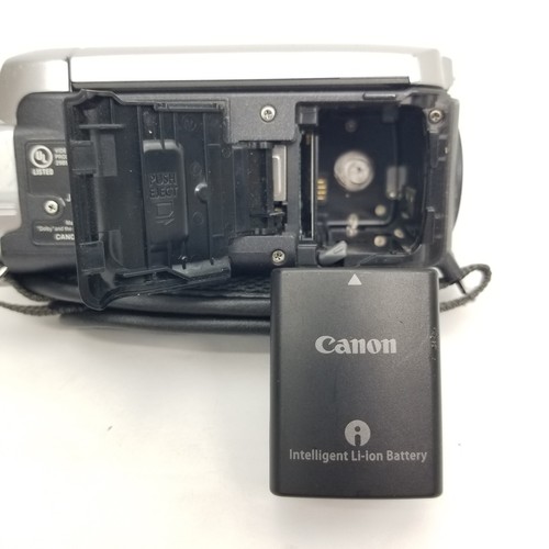 Canon FS100 Digital Video Camcorder 48x/2000x Zoom W/Box Power Cord Remote +More - Picture 10 of 22