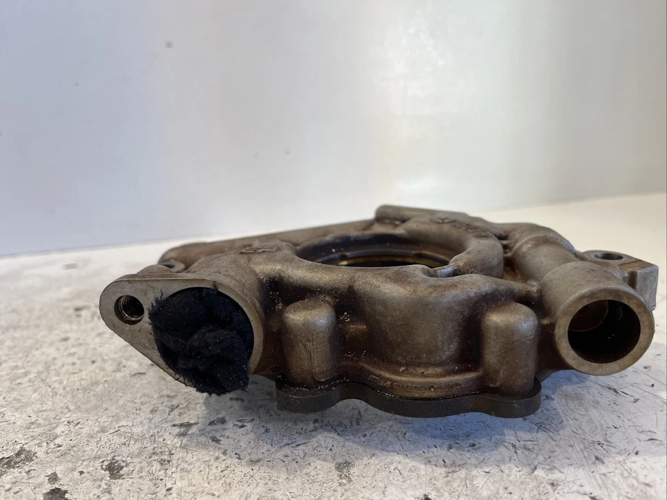 Chrysler 300C Oil Pump 15950834 Genuine 5.7 Hemi 340Hp 2009 - Image 3 of 4