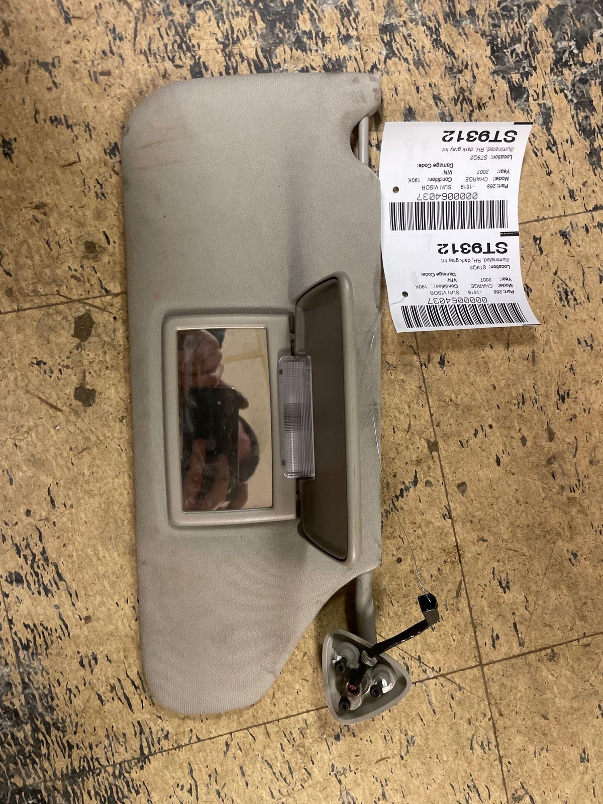 OEM PASSENGER SIDE GRAY Sun Visor DODGE CHARGER Right 06 07 eBay