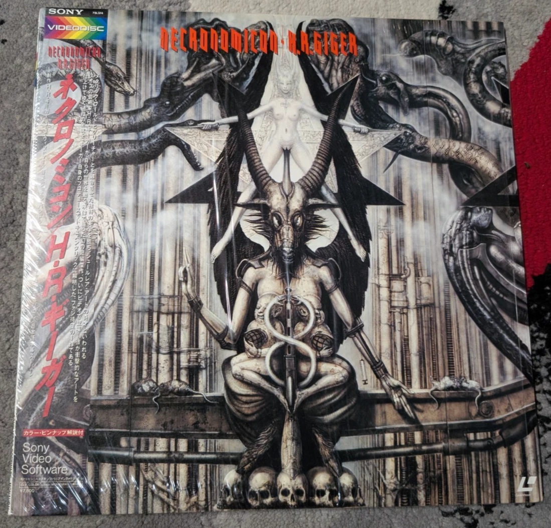Preços baixos em Giger necronomicon | eBay