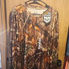 Realtree Edge Camo Long Sleeve T-Shirt Polyester Brown/Green/Tan Size M