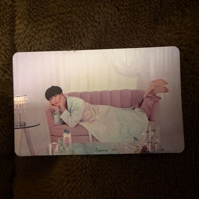 KPOP Idol Photo Card Male Idol Pink Sofa MultiColor Japanese Text Not Specified