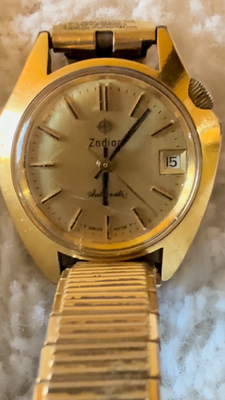 RARE Vintage Zodiac Olympos Women's Automatic Watch/Runs Great