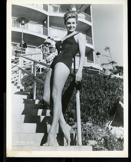 ESTHER WILLIAMS Original 1950s Sexy Leggy MGM 8 x 10 Swimsuit Press Photo vv