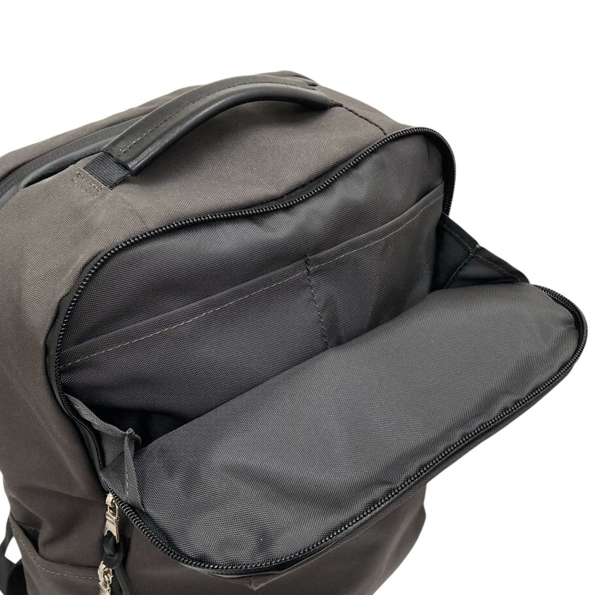 STANDARD SUPPLY EFFECT SLIM PACK backpack - image 9