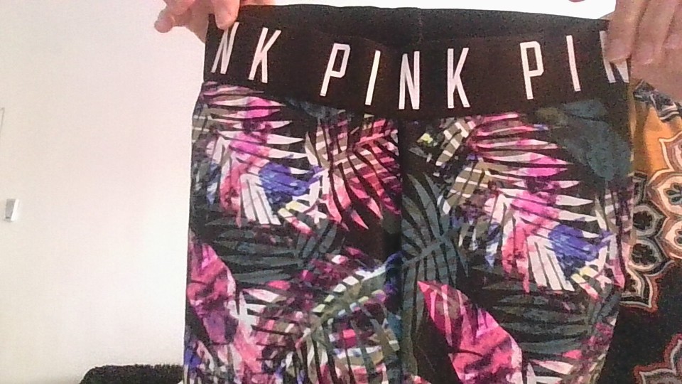 SHORT VICTORIA'S SECRET ROSE ACTIVEWEAR VIOLET FEMME TAILLE XS