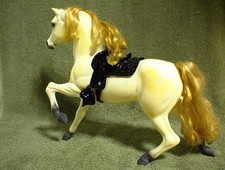 VINTAGE WHITE HORSE WITH BLACK SADDLE AND MANE 10 " Tall Model