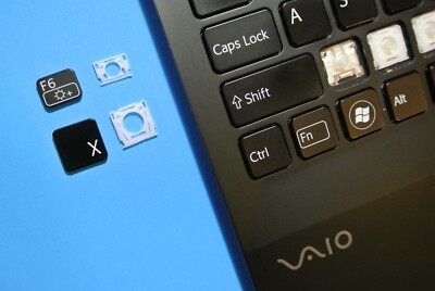 Sony Vaio VPCSE PCG-41411L Keyboard Key and Hinge Replacement 