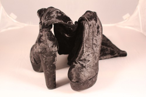 CRUSHED VELVET BLACK THIGH HIGH BOOTS WOMENS PLATFORM - Used once - Picture 5 of 5
