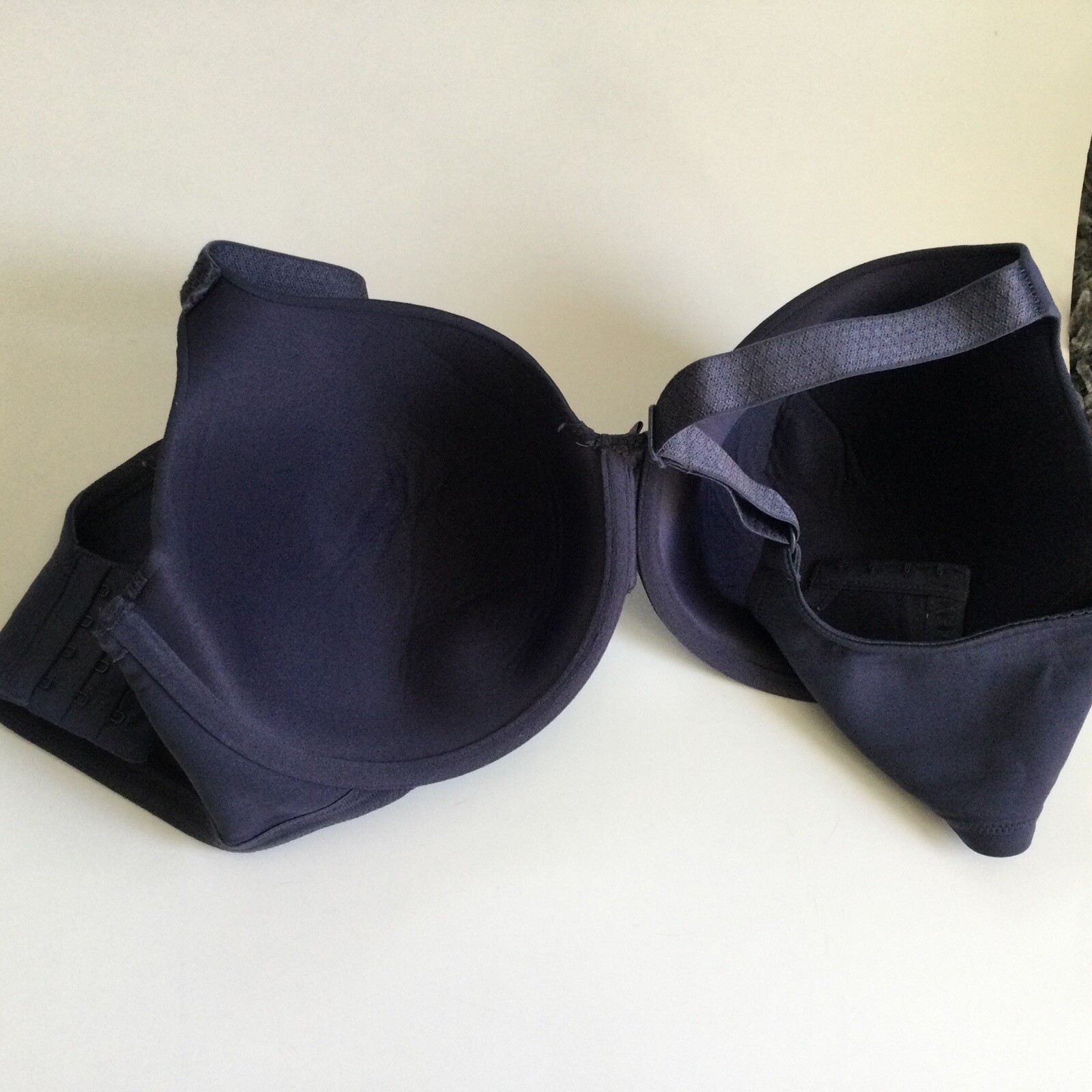 Vanity Fair Full Coverage Underwire Bra Size 38DD… - image 8