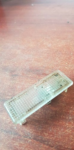 BMW E65 730D 06 RHD / HANDSCHUHFACHBELEUCHTUNG / 6961999