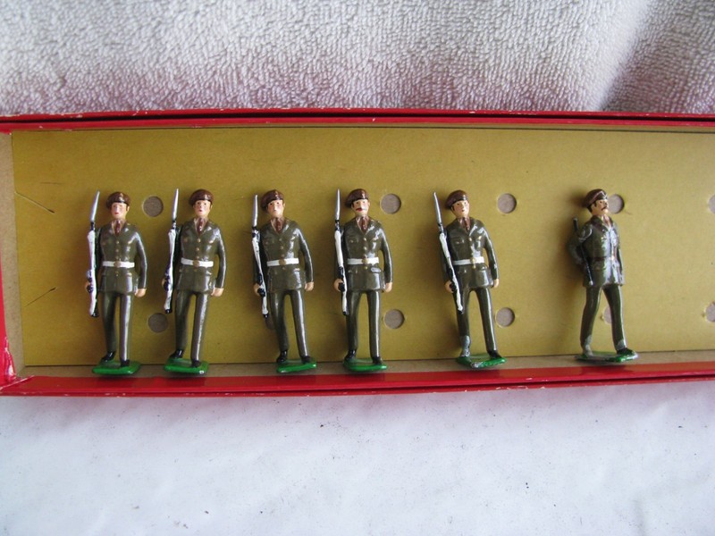 toy soldier- Grenadier Guards
