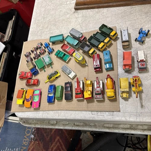 Vintage 1960's-1970's Lesney Matchbox lot of 39 Cars & Trucks