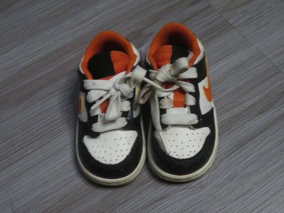 Zapato Nike Dunk Low Premium Halloween TD Talla 5c Naranja DM0717-100 Usado Foto 2 de 4