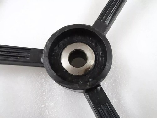 Massey Ferguson 135 20 35 50 65 85 88 135 Replacement Steering Wheel With Cap - Picture 7 of 10