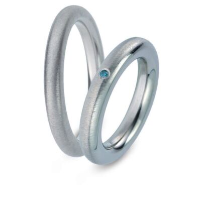Titanfactory Titan Trauringe 52427 mit 1 Brillant blau ges. 0.01 ct. w/si
