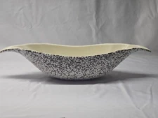 ROYAL HAEGER 18" White Stone Lace Console Centerpiece Bowl Popcorn Texture - USA
