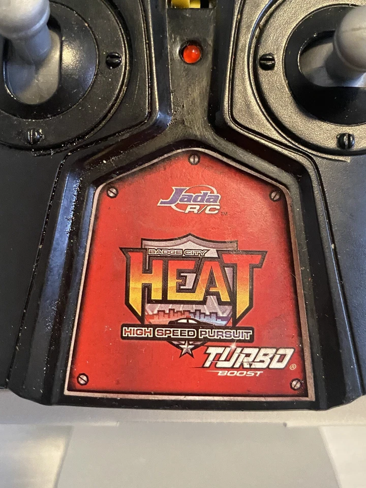 Badge City Heat High Speed Pursuit 1:16 RC Remote Control ONLY 2.4GHz 84209 Jada - Image 2 of 4