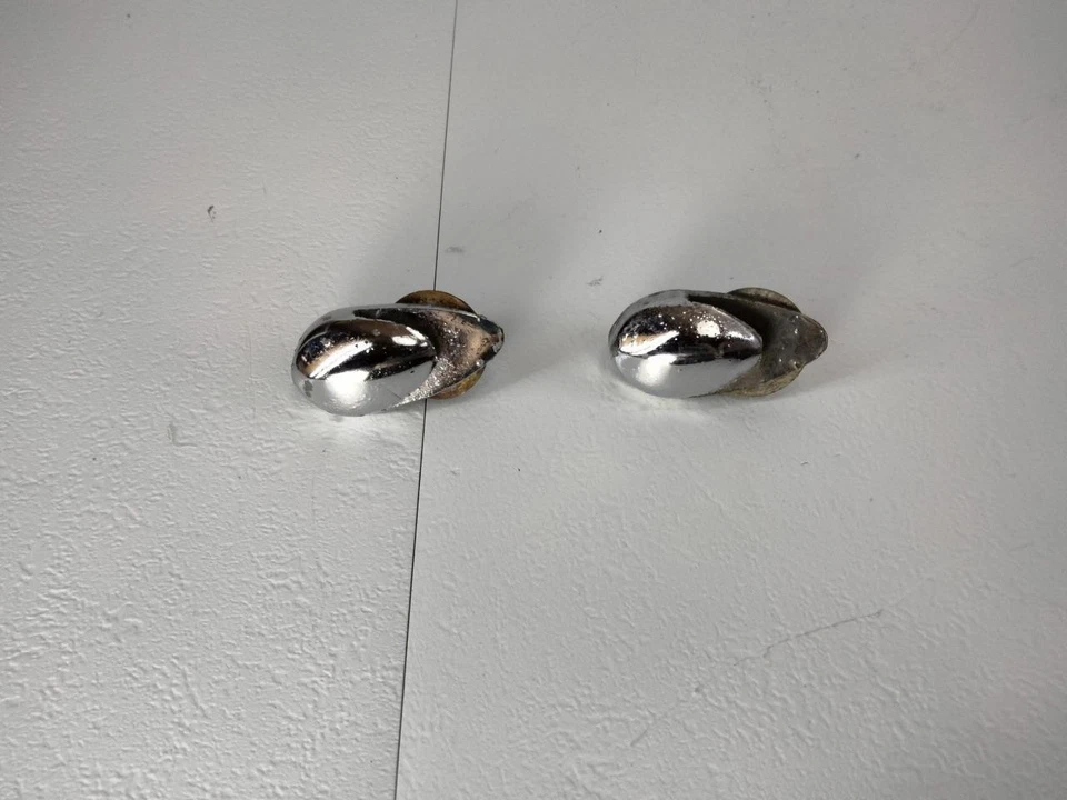 MG MGB Teardrop 1965 a 1980 techo retenedores traseros luz picadura Foto 3 de 4