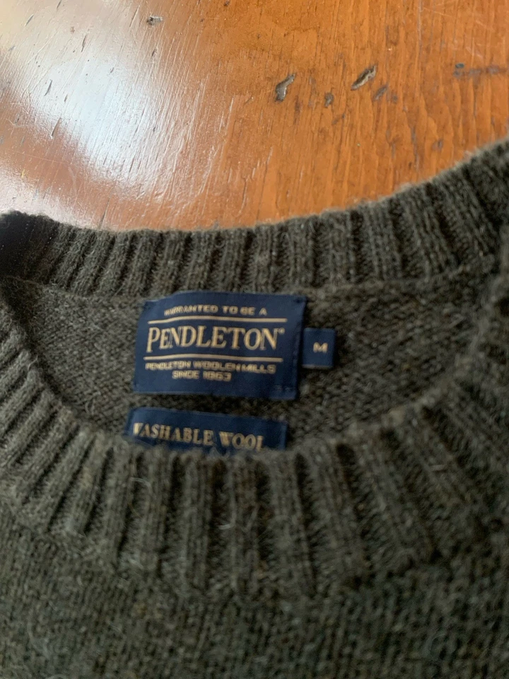 Men’s Pendleton 100% Shetland Washable Wool Knit Sweater Brown Size Medium EUC - Image 3 of 4