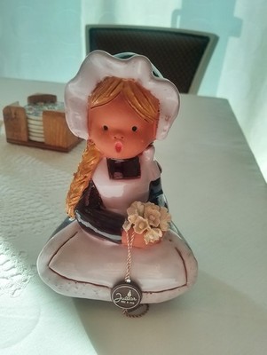 Jullar Blumenmädchen Keramikfigur Vintage Handarbeit Spanien Unikat