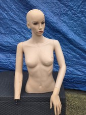 Female retail ½ MANNEQUIN Torso Dummy Skin Tone