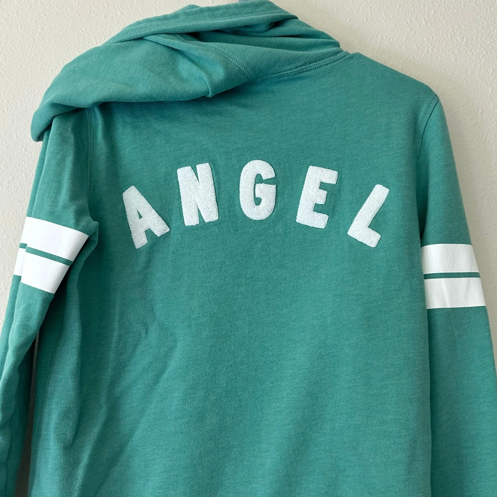 UNDERCOVER Felpa con cappuccio e zip intera Victoria's Secret Angel spell out sul retro Varsity lounge prep XS