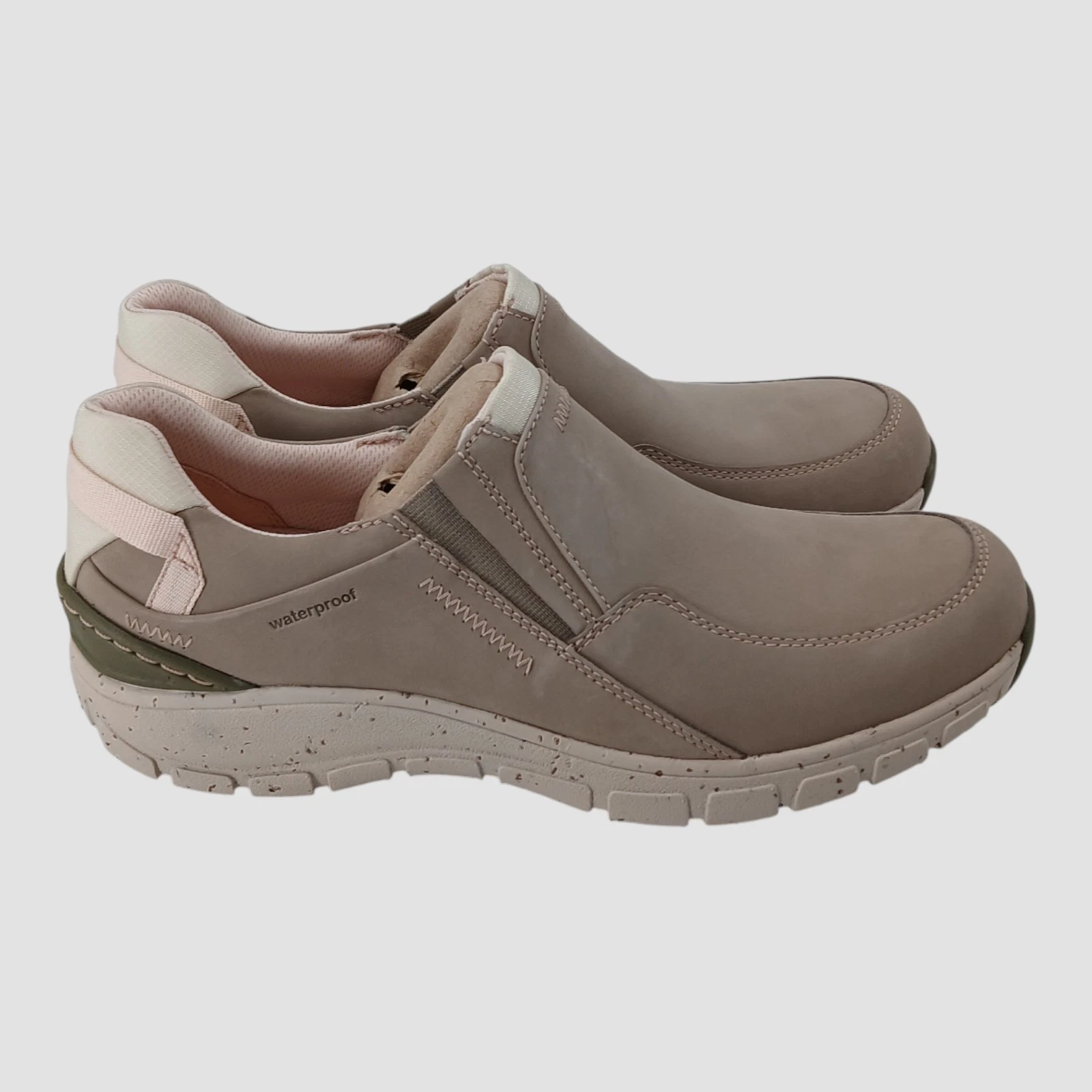 Clarks Women's Wave Plateau Lifestyle Shoes Sneakers Size 9.5M