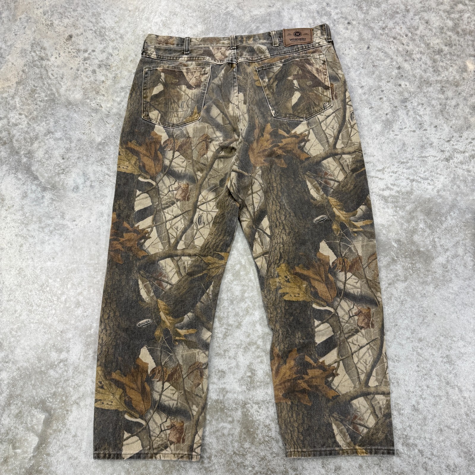 Wrangler Jeans Men's 38 x 30 Camo Double Knee Realtree Hardwoods Brown Pants VTG