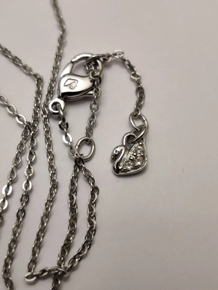 Colar pingente de cristal iridescente Swarovski Megan Moonlight assinado 16" ajuste - Imagem 4 de 4