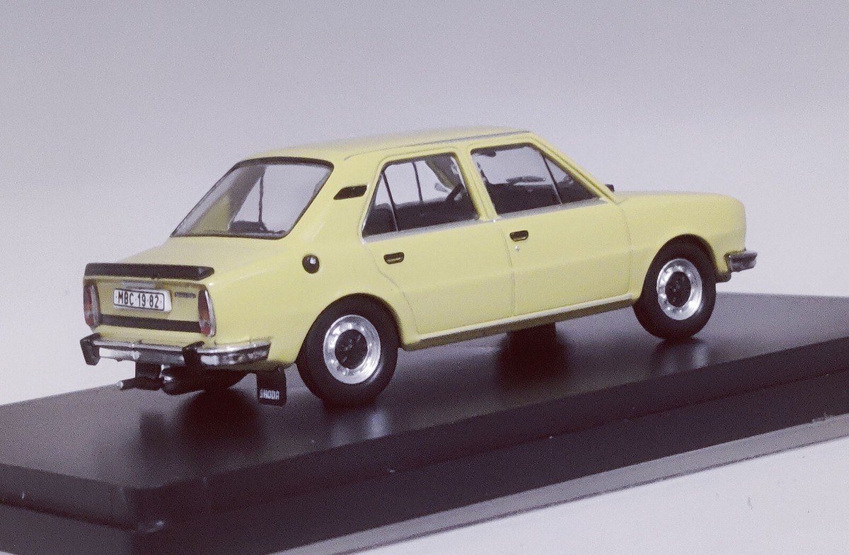 Abrex 1/43 Skoda 120L 1982 Bezova Sampan ABS-724GZ | eBay