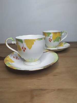 Royal Crafton England Porzellan - Zwei Teetassen und Untertassen 50er Jahre