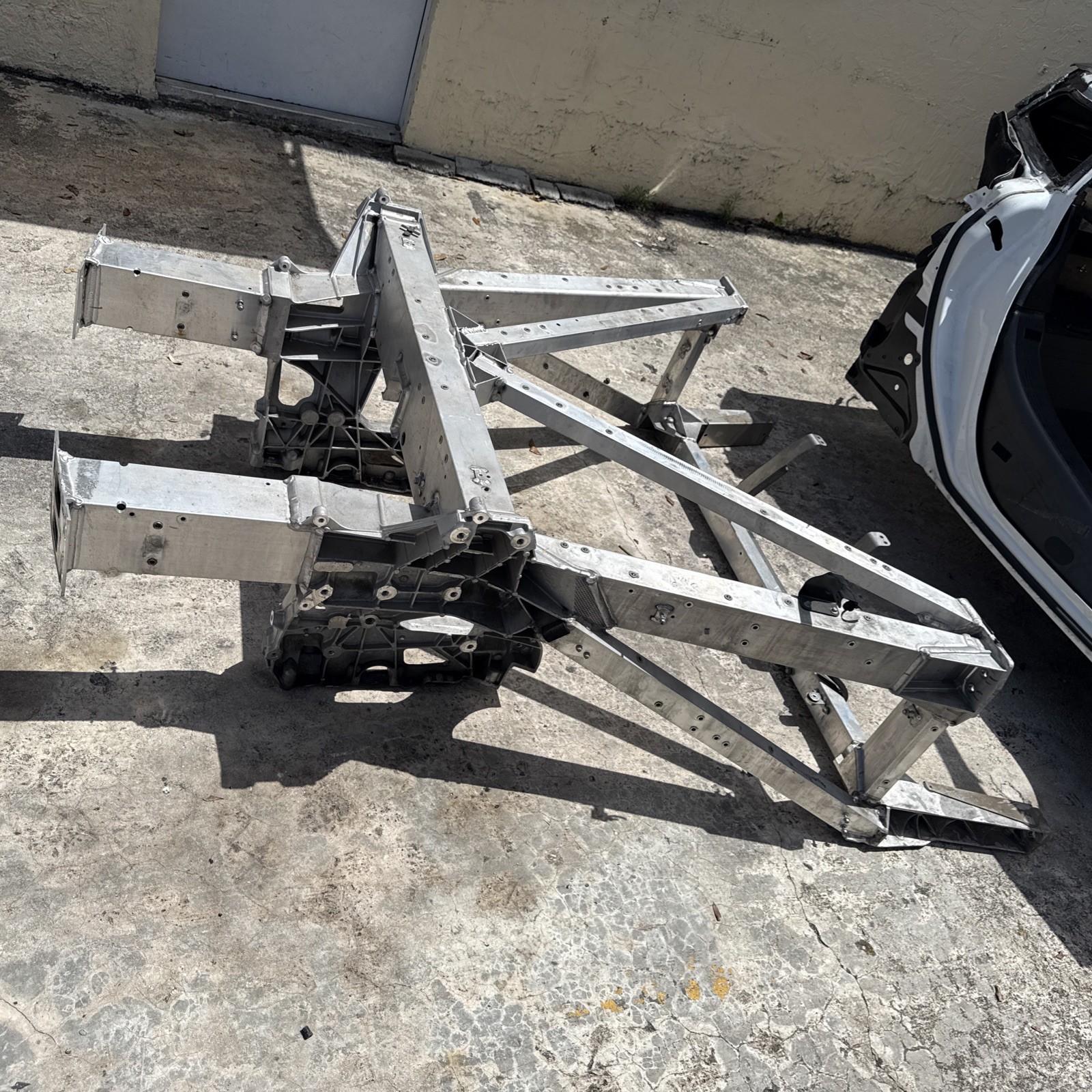 2016-2021 MCLAREN 570S OEM REAR SUBFRAME ENGINE CRADLE CROSSMEMBER SUPPORT