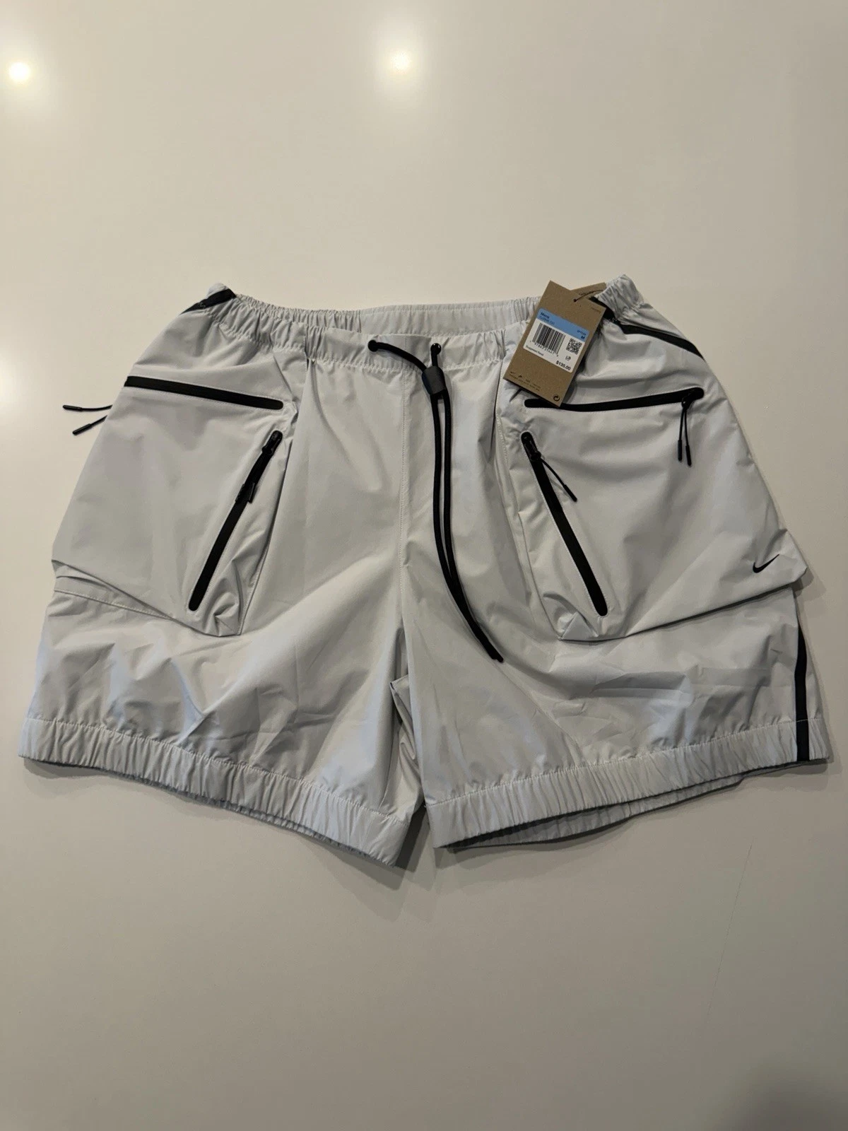 Nike Tech Super Lightweight Cargo Shorts White HJ2946-121 Mens M NWT