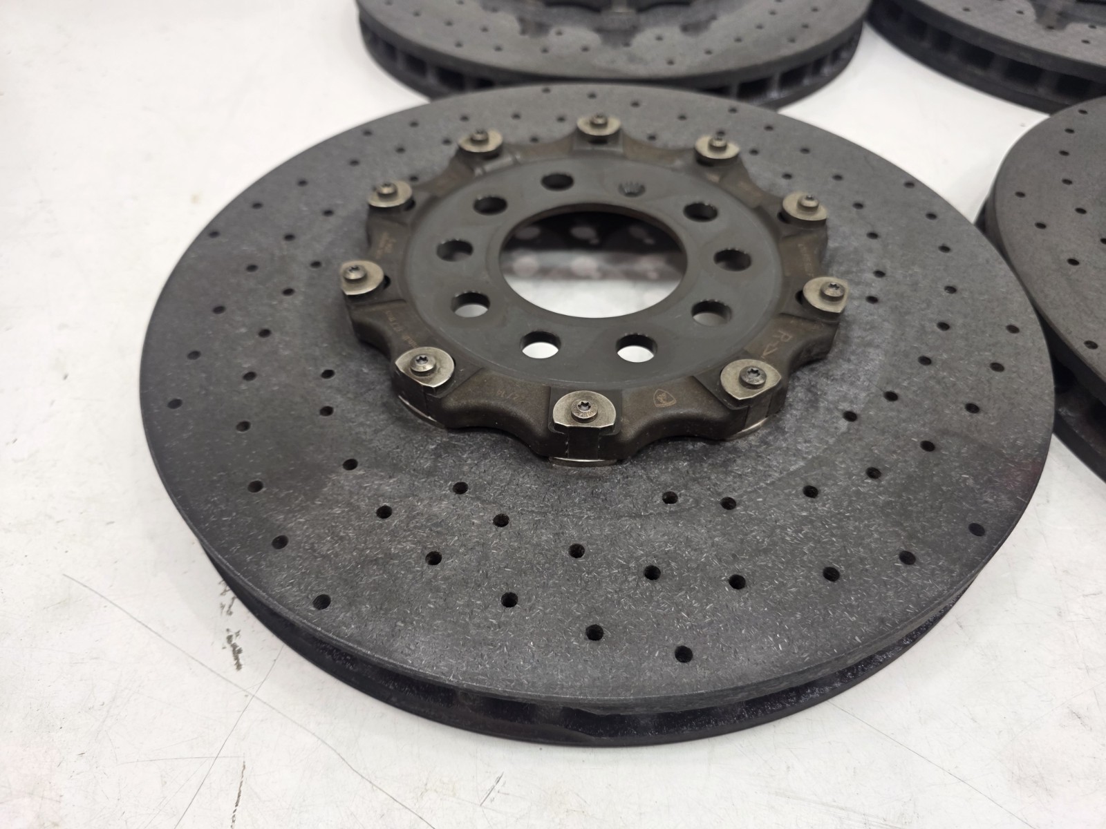Lamborghini Aventador 2015 Front Right Brake discs Set