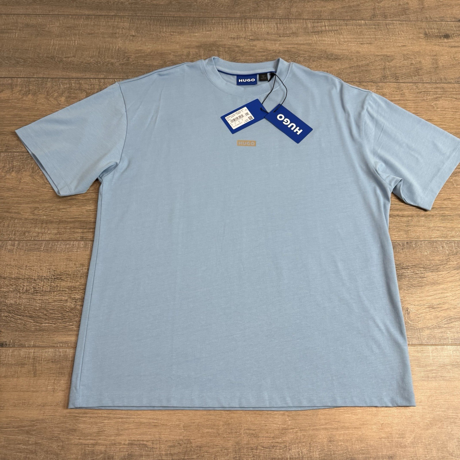 NWT Hugo Boss Mens T-Shirt Size (S/M) Light Blue Oversized Cotton Back Logo B9 thumbnail 3
