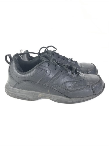 comfortable slip resistant sneakers