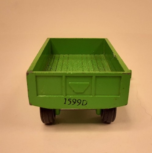 Vintage ERTL Diecast 1/64 Scale Case International 7130 Tractor W/ Green Trailer - Picture 11 of 17