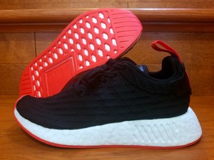 nmd r2 black red