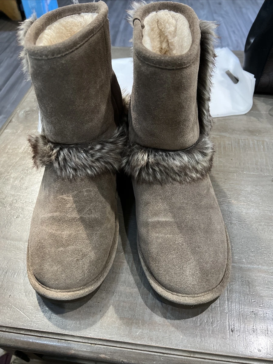 Used 2025 bearpaw boots
