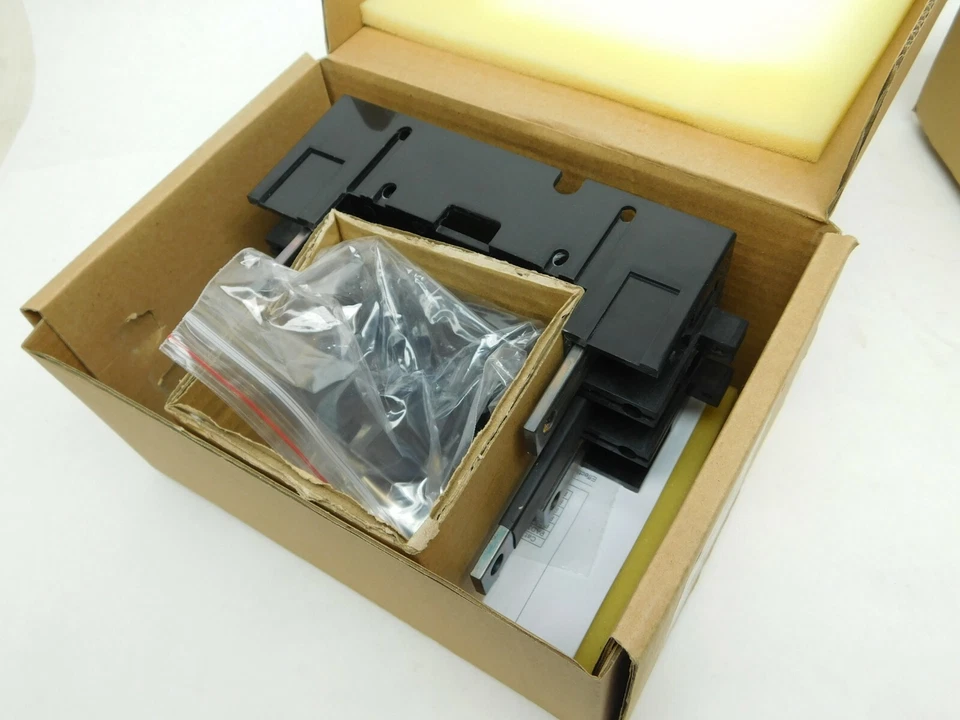 NUEVO EN CAJA - EATON PAD3J JG 3P PLUG-IN BLOCK UL/IEC ¡ENVÍO RÁPIDO GRATUITO! (VN) Foto 2 de 4