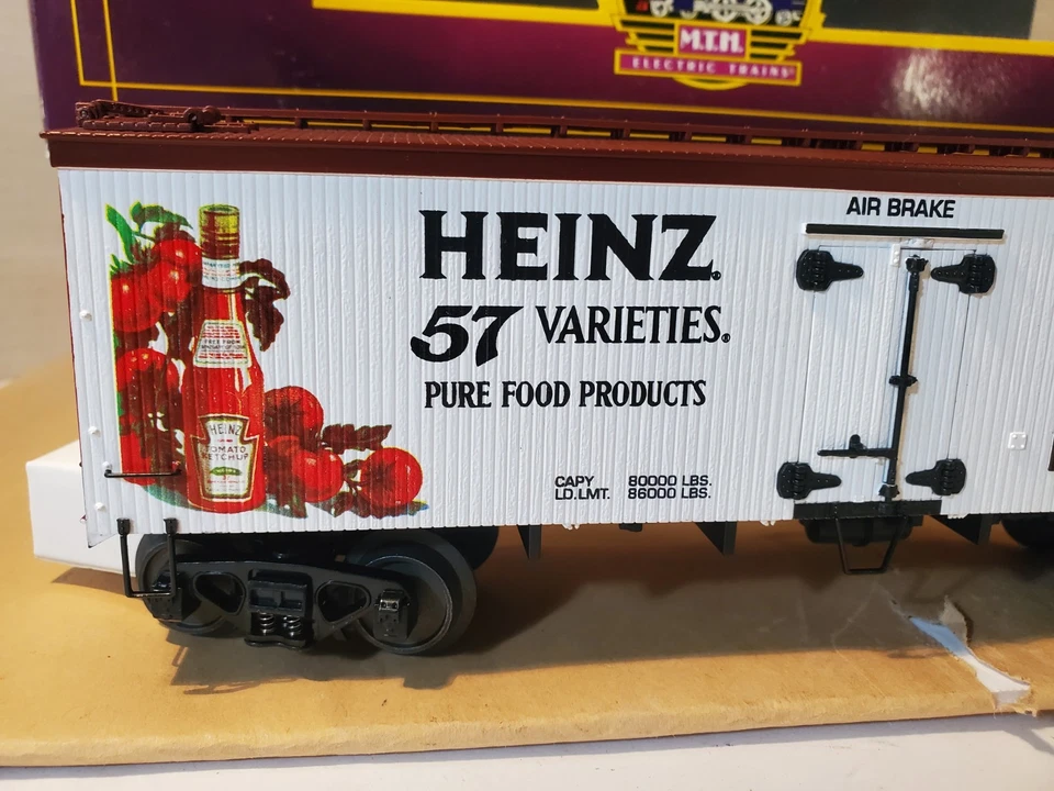 MTH Premier Heinz Pure Foods 1931 36' Woodsided Reefer Car (#57314) 20-94321 - Image 3 of 4