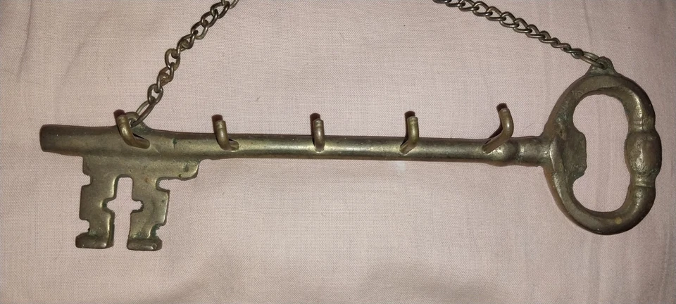 Vintage Brass Key Holder, 1960s 1970’s Era. - image 2 of 4