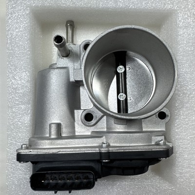 Throttle Body D697-TB1140 (BELIEVED TO BE FOR TOYOTA, NOT SURE)
